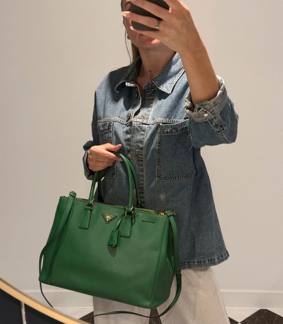 Verde Saffiano Lux Leather Large Galleria Tote