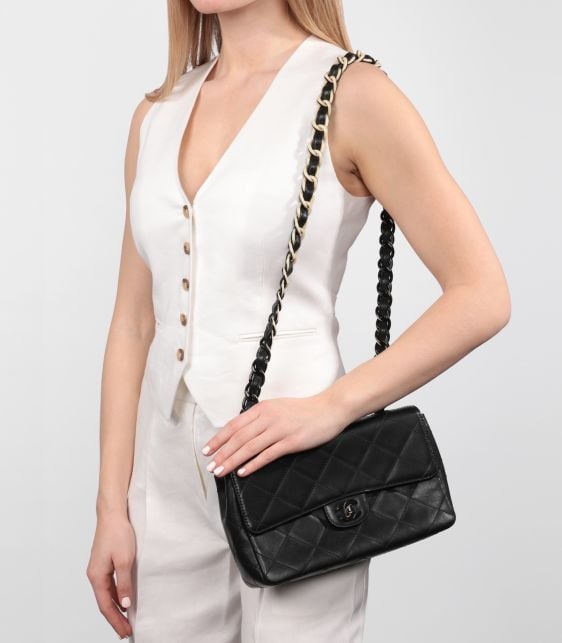 Black Quilted Lambskin Vintage Medium Classic Single Flap Bag