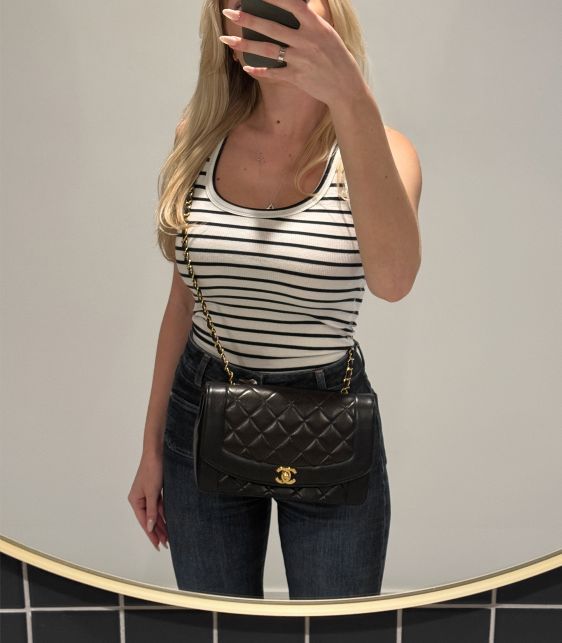 Black Quilted Lambskin Vintage Medium Diana Classic Single Flap Bag