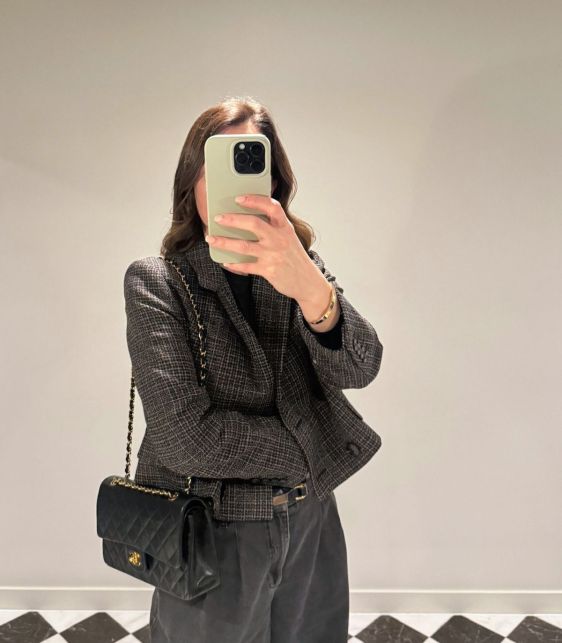 Black Quilted Lambskin Vintage Medium Classic Double Flap Bag
