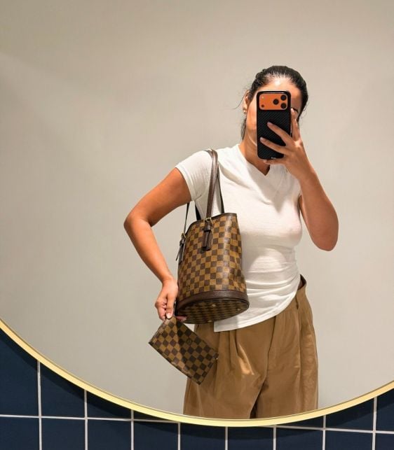 Damier Ebene Coated Canvas & Brown Calfskin Leather Vintage Petit Marais Bucket Bag with Pochette