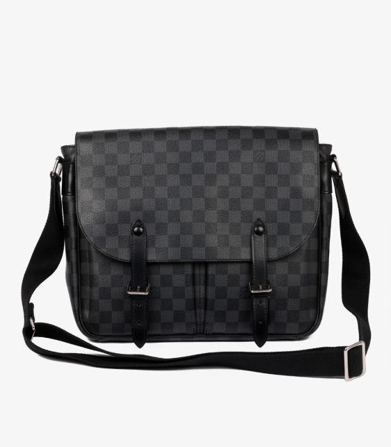 A Pre-Loved Louis Vuitton Damier Graphite Coated Canvas Christopher Messenger from Xupes