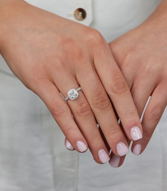 0.27ct Cushion Cut Diamond Platinum Soleste Ring