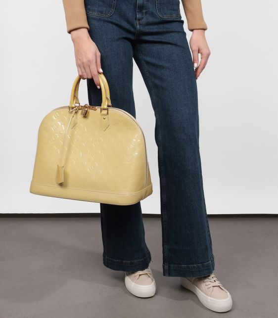 Blanc Corail Monogram Vernis Leather Alma GM