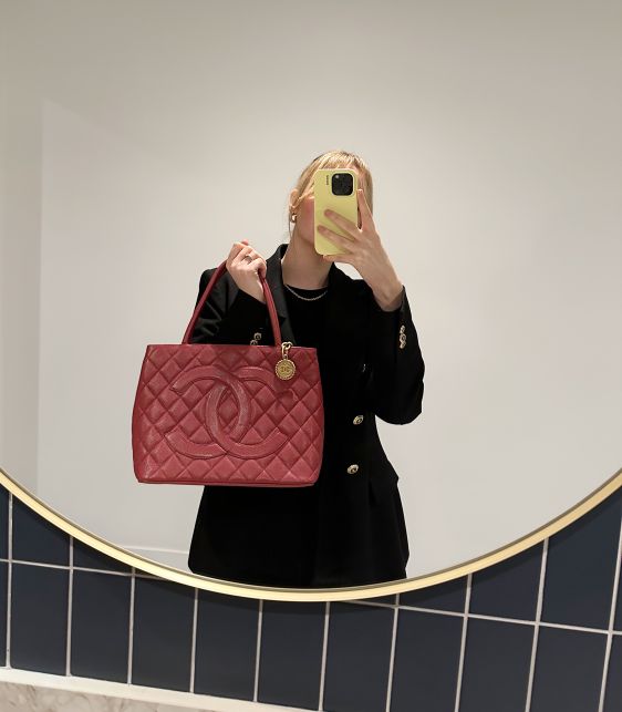 Framboise Quilted Caviar Leather Vintage Medallion Tote