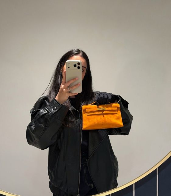 Orange Veau Doblis Suede Vintage Kelly Pochette