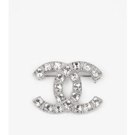 CHANEL 25P クリスタルCCロゴ バンビ ブローチ 25SS♪【CHANEL】バンビモチーフ ブローチ ブローチ・コサージュ