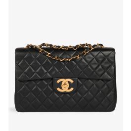 Chanel Pre-Owned Maxi Jumbo XL Classic Single Flap Bag HB5262