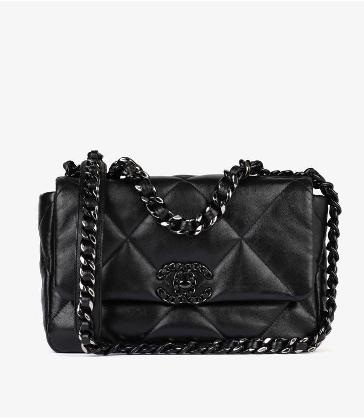 Chanel Pre-Owned Black Small 19 Flap Bag CB1626 | Xupes
