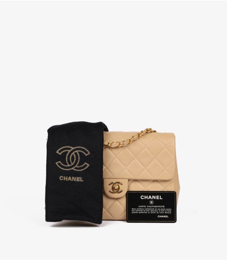 Chanel Pre-Owned Beige Square Mini Flap Bag HB5864 | Xupes | Xupes