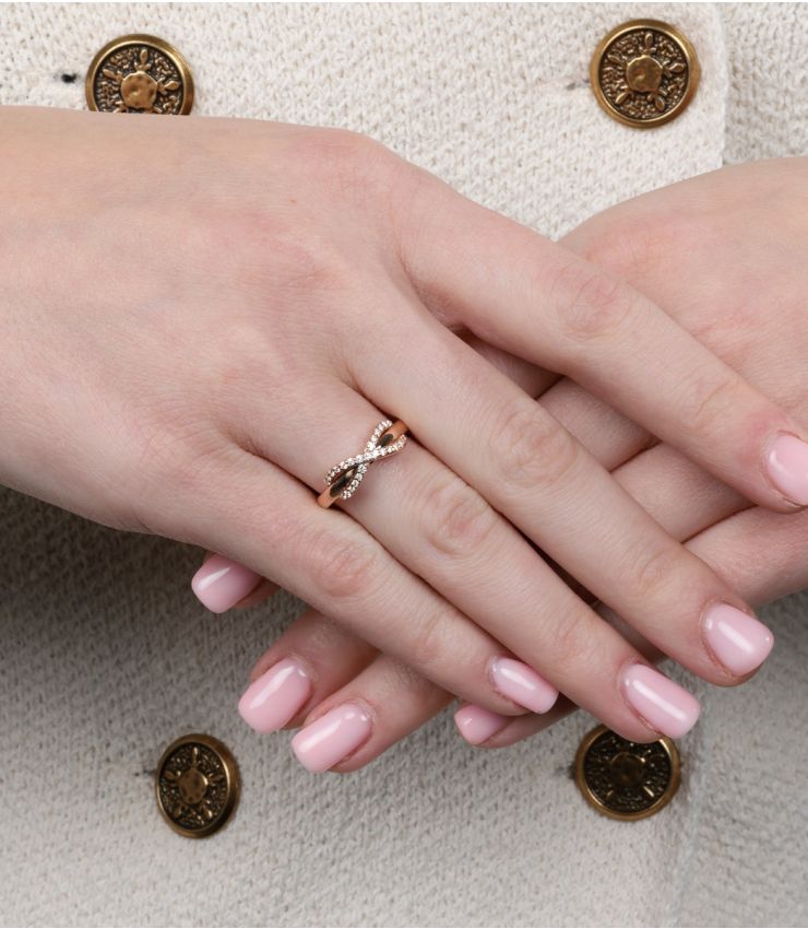 Tiffany & Co. Diamond Rose Gold Infinity Ring J1368 | Xupes