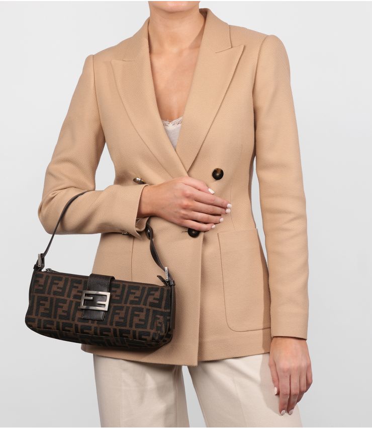 Fendi Pre-Loved Brown Zucca Canvas Vintage Baguette CB874 | Xupes