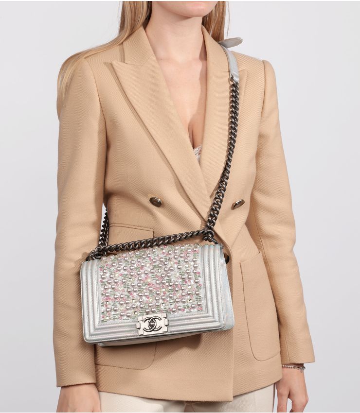 Chanel Silver Calfskin Pearl Medium Le Boy Bag CB971 Xupes