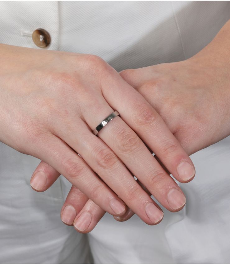 【Cartier】C De Cartier ウェディング バンド Platinum Diamond C de Cartier Ring with Diamond – Eric Originals & Antiques Ltd