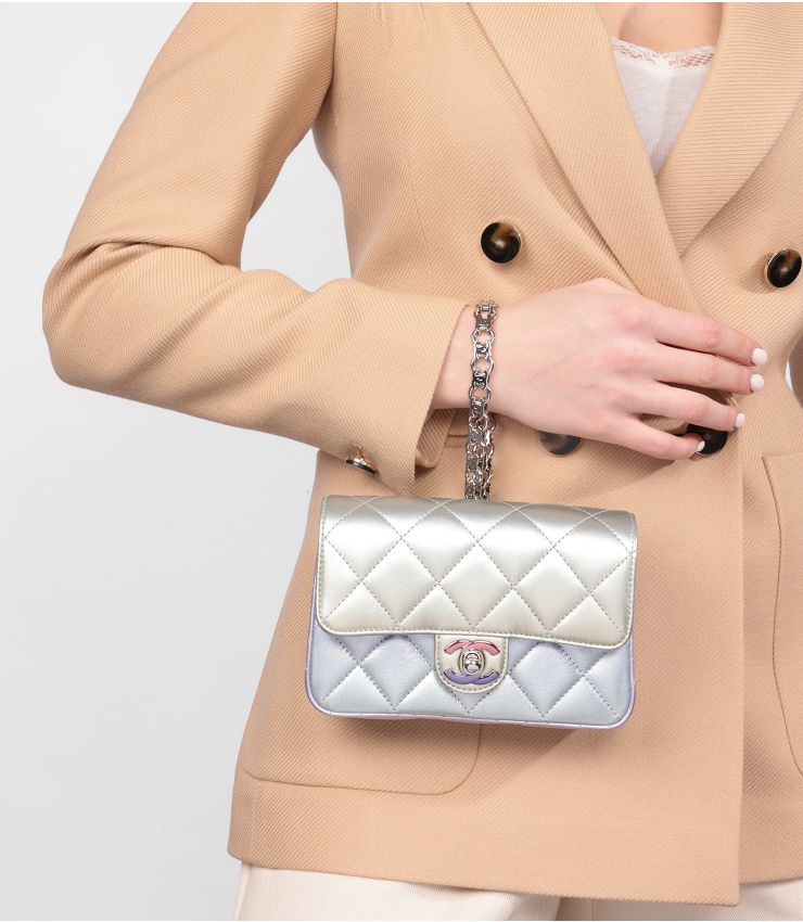 Chanel Gradient Metallic Classic Wristlet Clutch HB5144 | Xupes