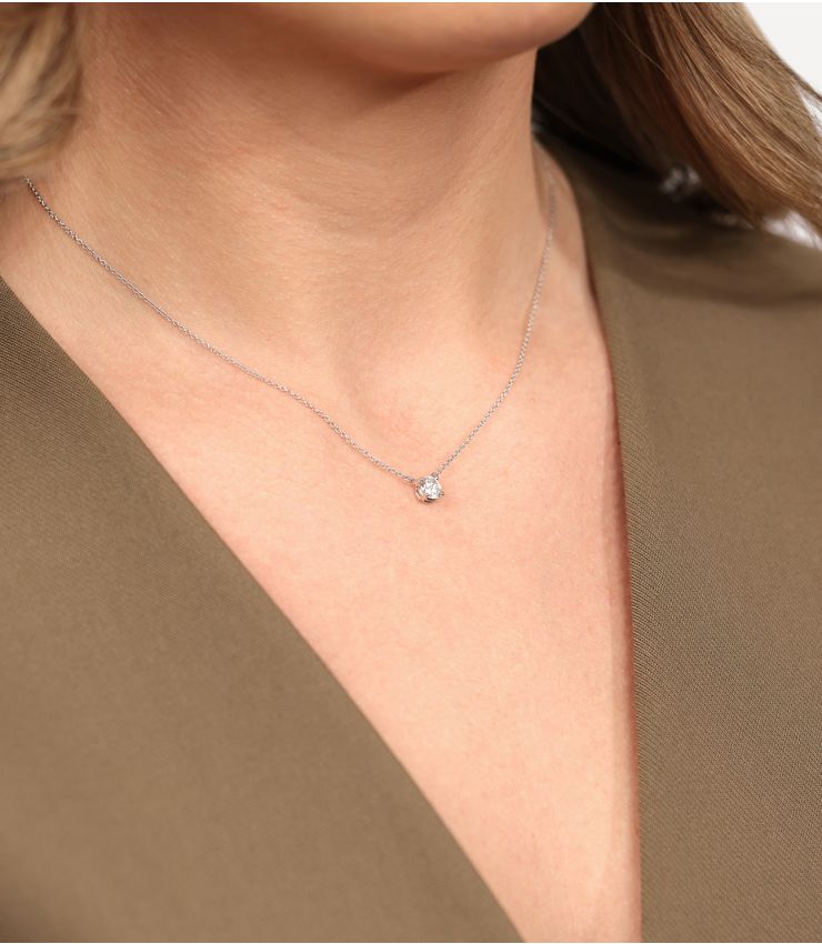 Tiffany Pre-Owned Diamond Solitaire Pendant J971 Xupes