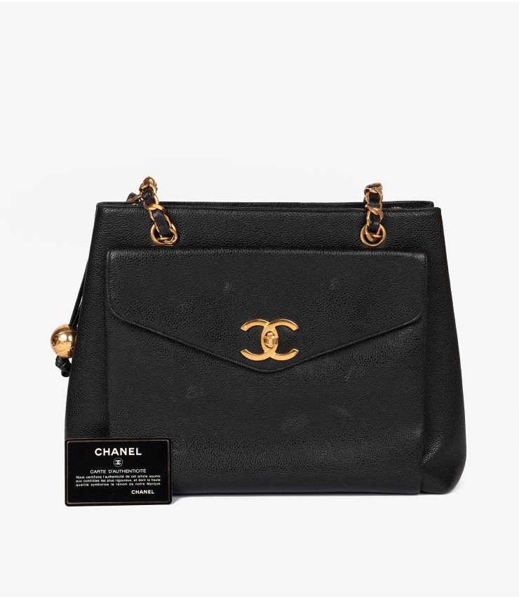 CHANEL 黒 レザー ショルダーバッグ