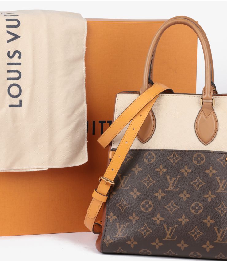 Louis Vuitton Monogram Canvas Fold Tote MM HB5546 | Xupes