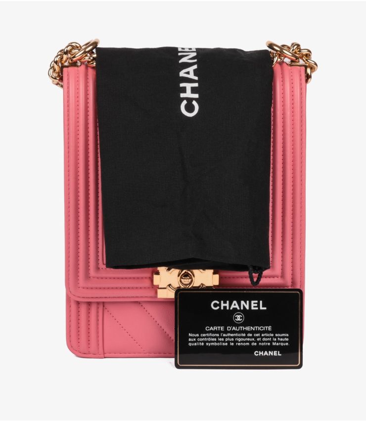 Chanel Pink Chevron Lambskin North-South Le Boy HB5018 | Xupes