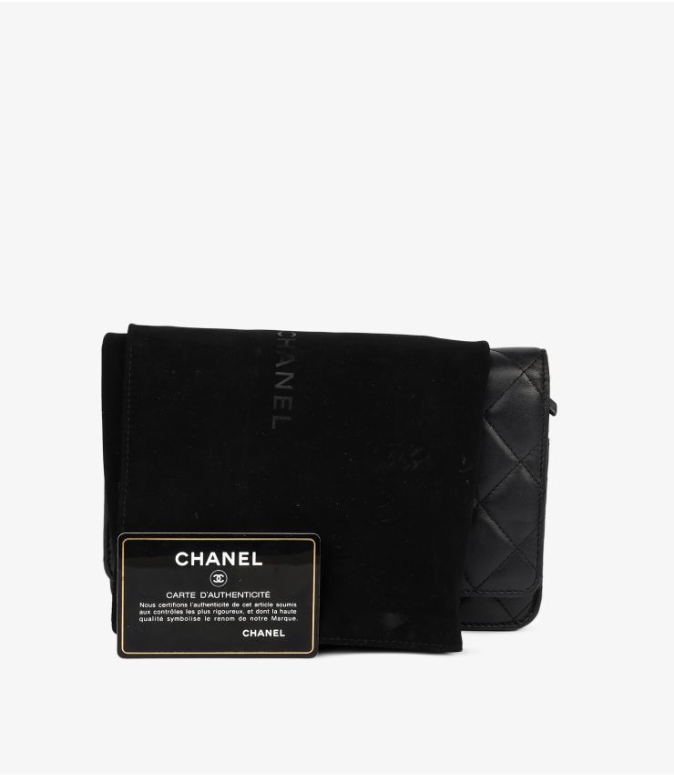 【CHANEL】ハンガー　ブラック Chanel Large Double Flap Bag with Pearl Cut Out Handle Black Shiny Lam