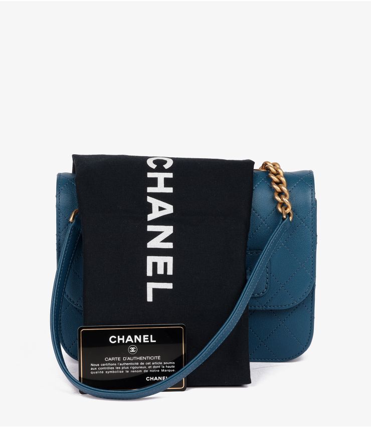 Chanel Pre-Owned Mini Chain Front Classic Single Flap HB5058 | Xupes
