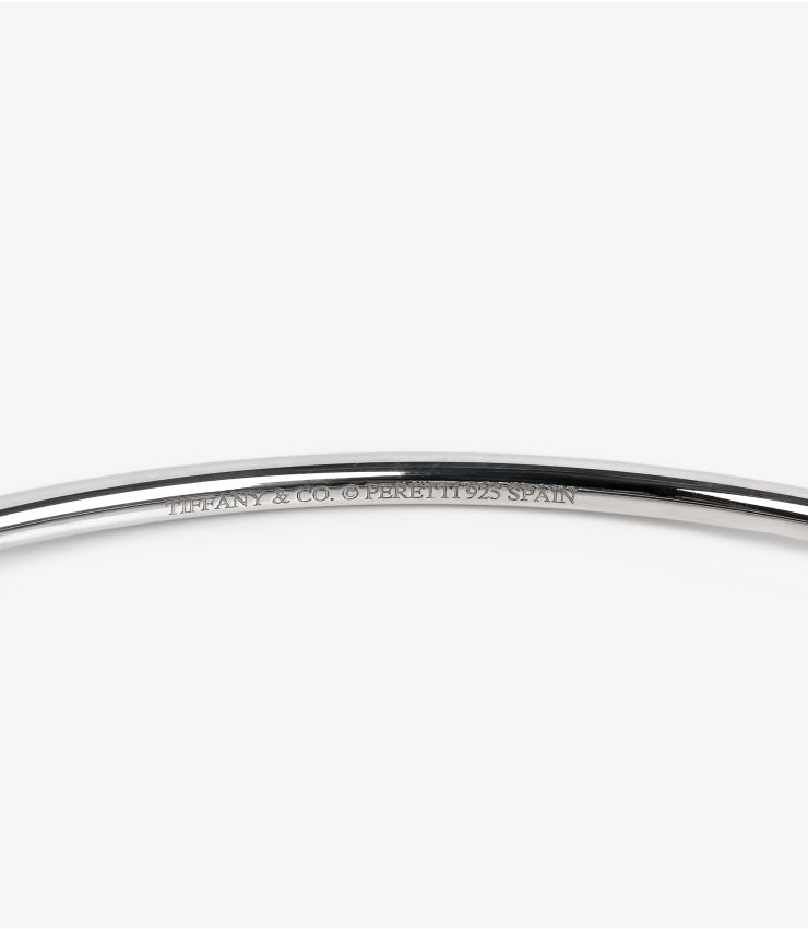 Tiffany & Co. Pre-Owned Silver Open Heart Bangle J1527 | Xupes | Xupes