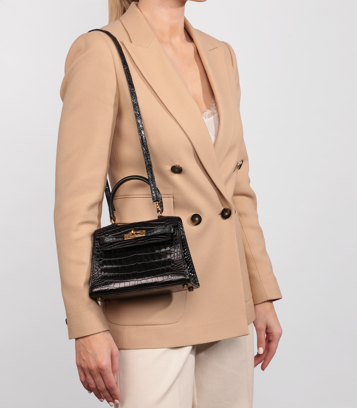 Hermès Black Shiny Mississippiensis Alligator Leather Vintage Kelly 20cm Sellier at Xupes